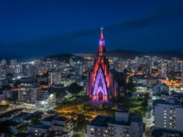 Anúncio de R$ 2,7 milhões para revitalização da Rua Adolfo Seibt em Canela - RS